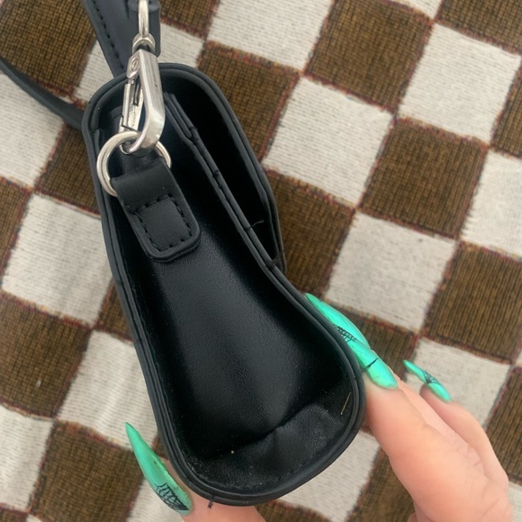 Urban Outfitters Lilly Mini Crossbody Bag - Picture 2 of 5